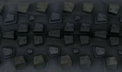 Pneu Vélo Gravel WTB Cross Boss Compatible Tubeless 700 -VTT électrique semi-rigide Soldes Magasin WTB Cross Boss Macro 494x294 761852b4 45a1 4fc2 8f44 3a8ba539fbab