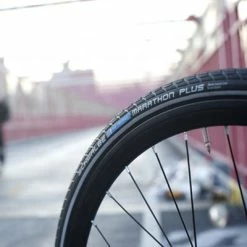 Pneu Vélo Schwalbe Marathon Plus 26 Pouces -VTT électrique semi-rigide Soldes Magasin pneu velo schwalbe marathon plus 26 pouces full 5