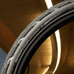 Pneu Vélo Schwalbe Marathon Efficiency 700 /28 Pouces -VTT électrique semi-rigide Soldes Magasin pneu velo touring marathon efficiency schwalbe