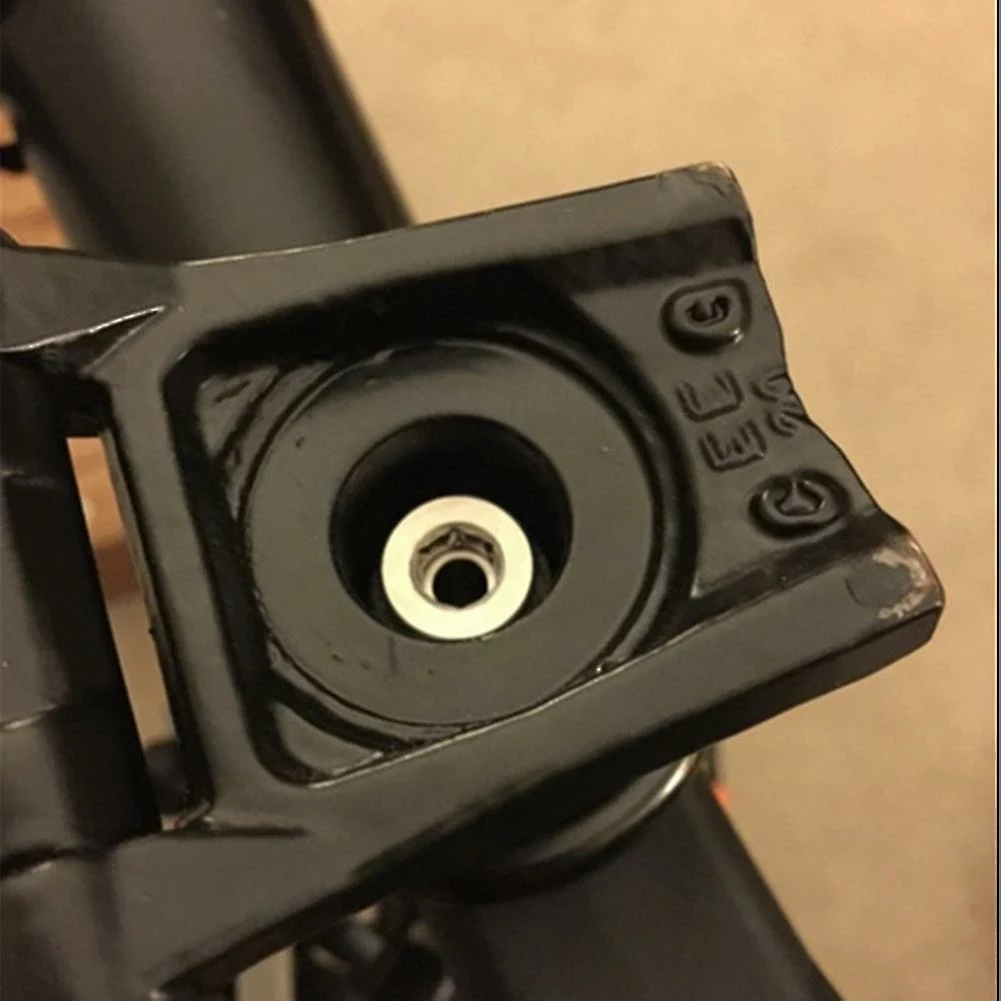 Unbranded M8x70 Alliage De Titane Vélo Casque Cap Boulon Pour Brompton Bmx Pièces 7 Unbranded M8x70 Alliage De Titane Vélo Casque Cap Boulon Pour Brompton Bmx Pièces – Image 5