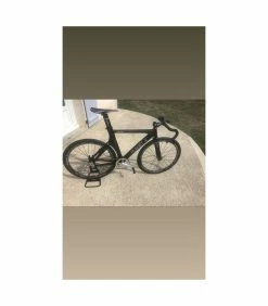 Vélo De Piste Autre Marque - 53 -VTT électrique semi-rigide Soldes Magasin a saisir vends velo de piste peu servi excellent etat 4