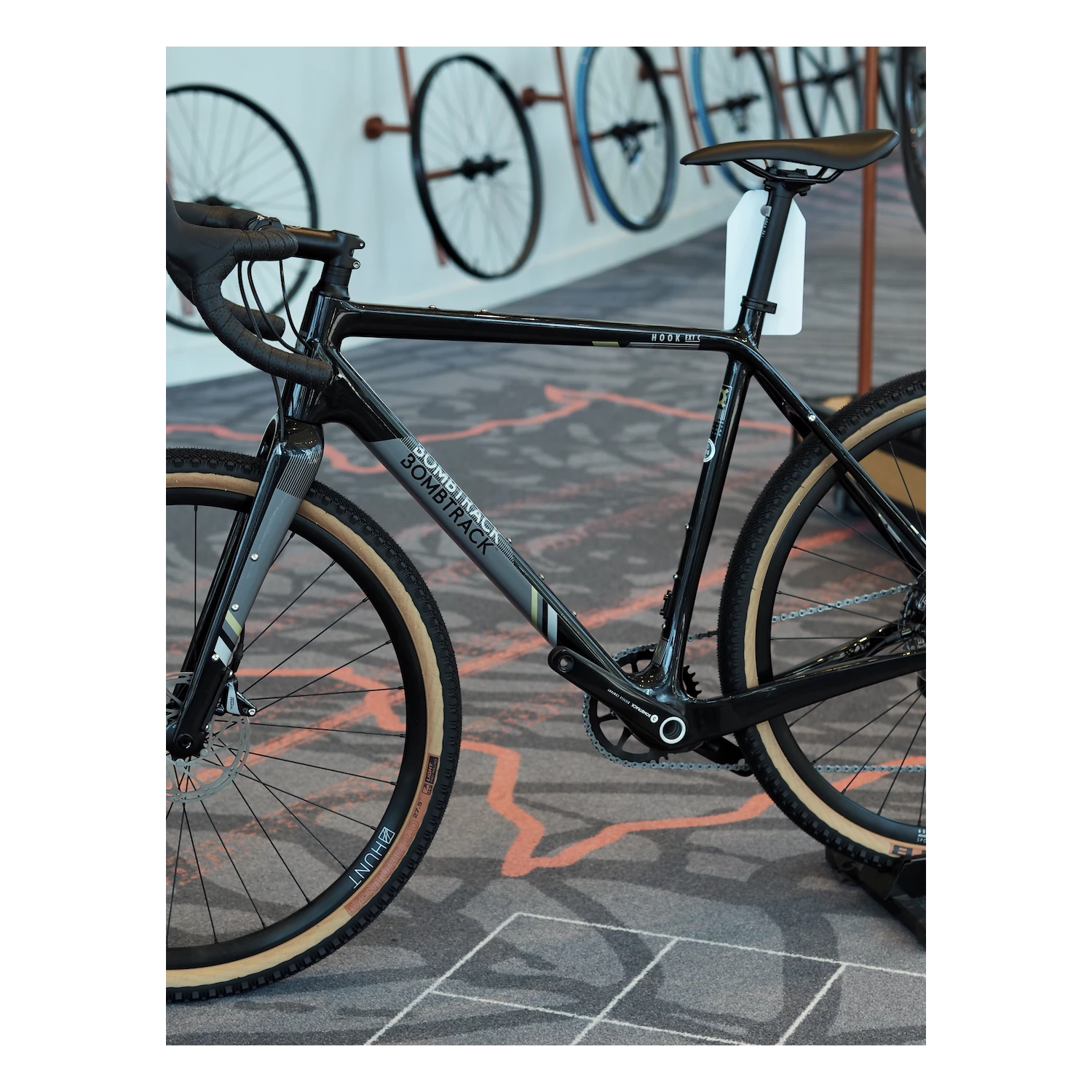 Vélo De Gravel Bombtrack - 54 8 Vélo De Gravel Bombtrack - 54 – Image 6