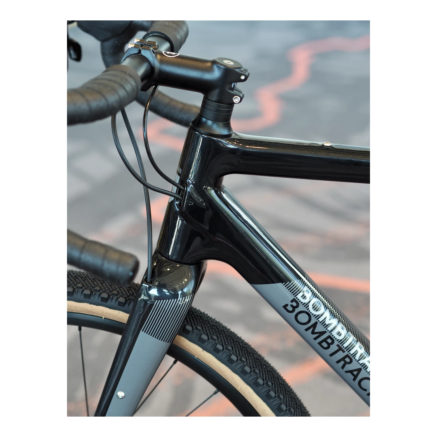 Vélo De Gravel Bombtrack - 54 3 Vélo De Gravel Bombtrack - 54