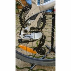 Vélo Tout Chemins Btwin -VTT électrique semi-rigide Soldes Magasin btwin triban road 3 2