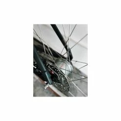 Vélo Tout Chemins Cube -VTT électrique semi-rigide Soldes Magasin cube hyde pro 2