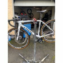 Vélo De Cyclo-cross Trek - 54 - 700c -VTT électrique semi-rigide Soldes Magasin velo cyclo cross trek boone 2